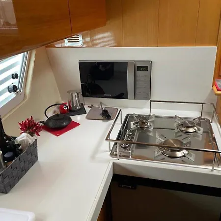 Motor Yacht Raffaelli 