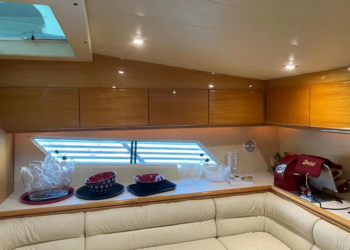 Motor Yacht Raffaelli 