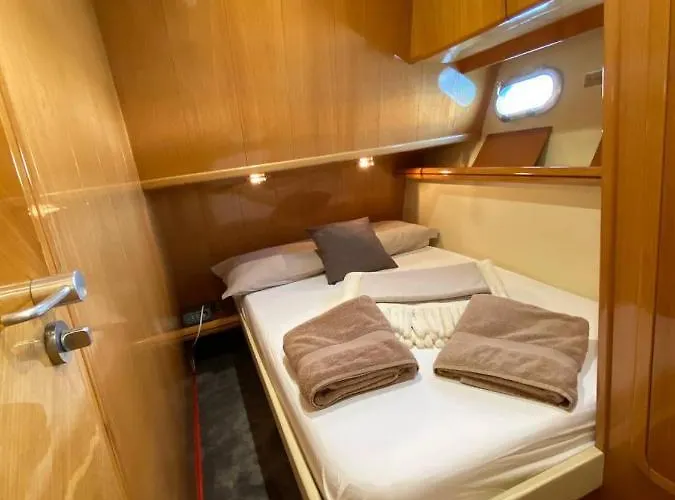 Motor Yacht Raffaelli 