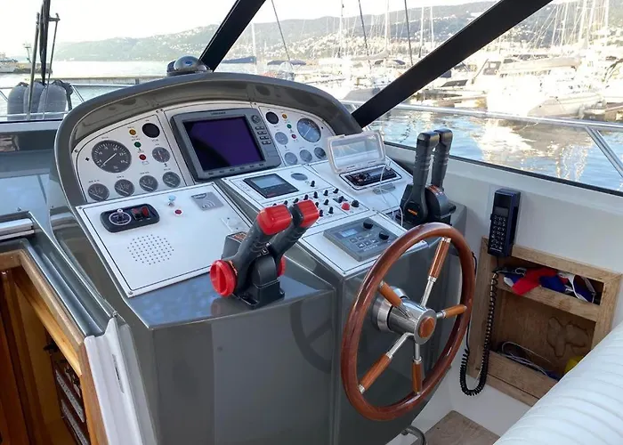 Motor Yacht Raffaelli 