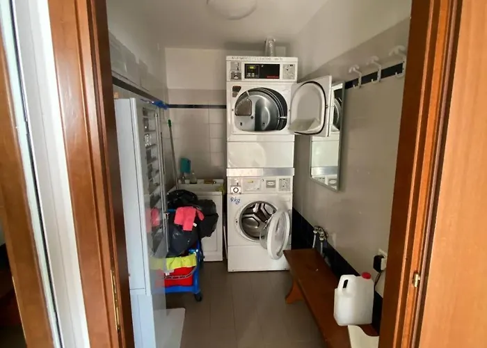 Botel Motor Yacht Raffaelli 