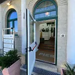 Motor Yacht Raffaelli 