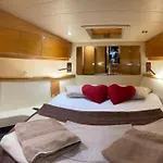 船屋 Motor Yacht Raffaelli 