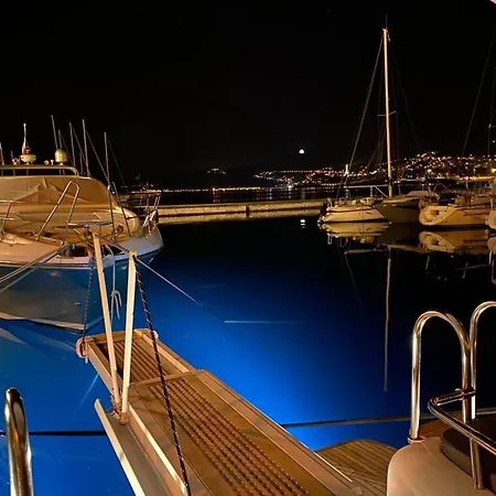 Úszó hotel Motor Yacht Raffaelli 