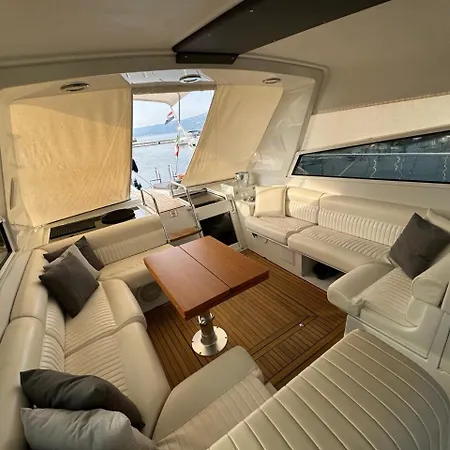 Motor Yacht Raffaelli Bonita Botel Trieste
