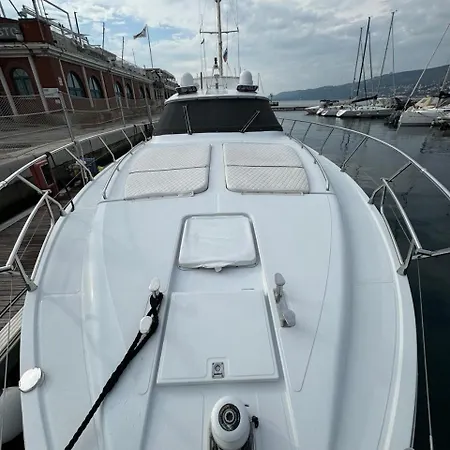 Motor Yacht Raffaelli Bonita Botel *