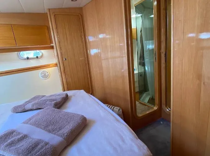 Motor Yacht Raffaelli 